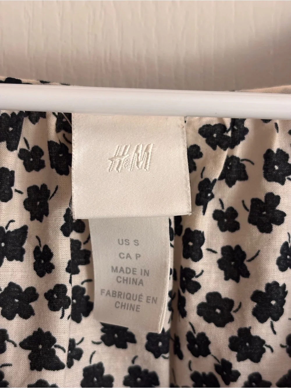 H&M light cream